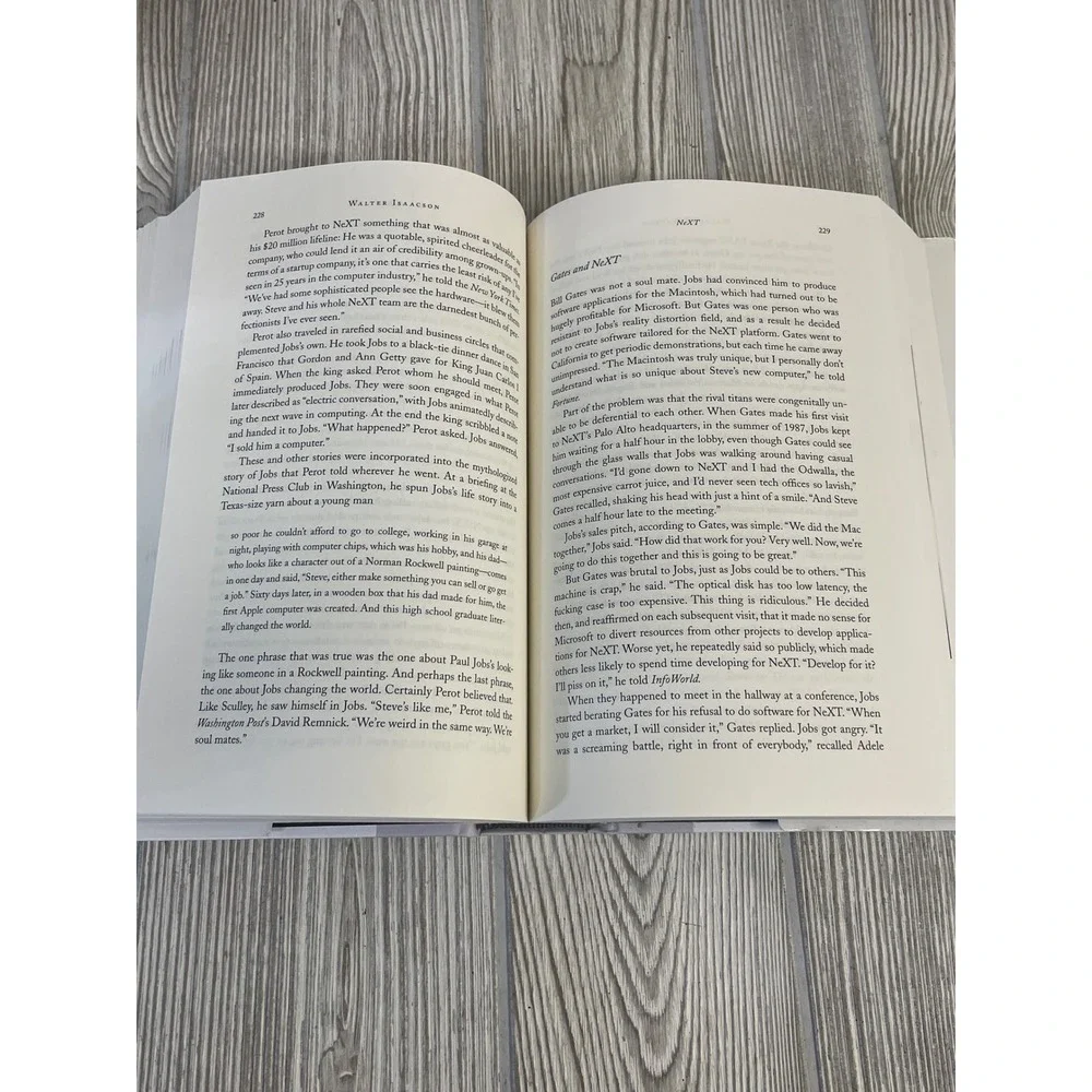 Steve Jobs by Walter Isaacson Hardcover Biography Apple Inc 2011 First Edition